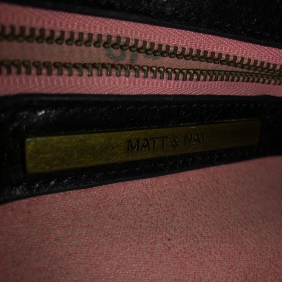 Matt & Nat purse Black clutch w removable strap - Picture 9 of 10